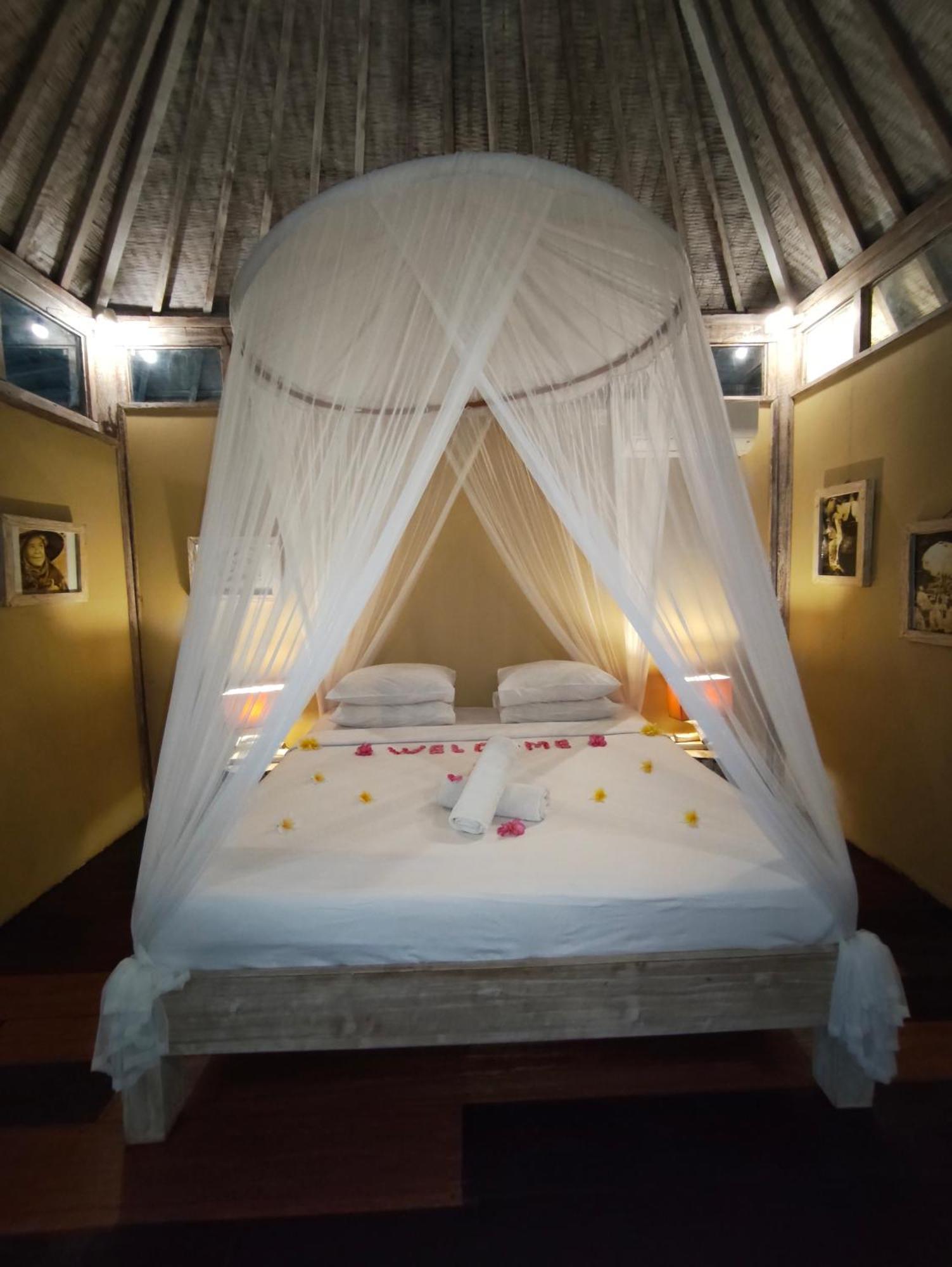Villa Ibu Quần đảo Gili Ngoại thất bức ảnh