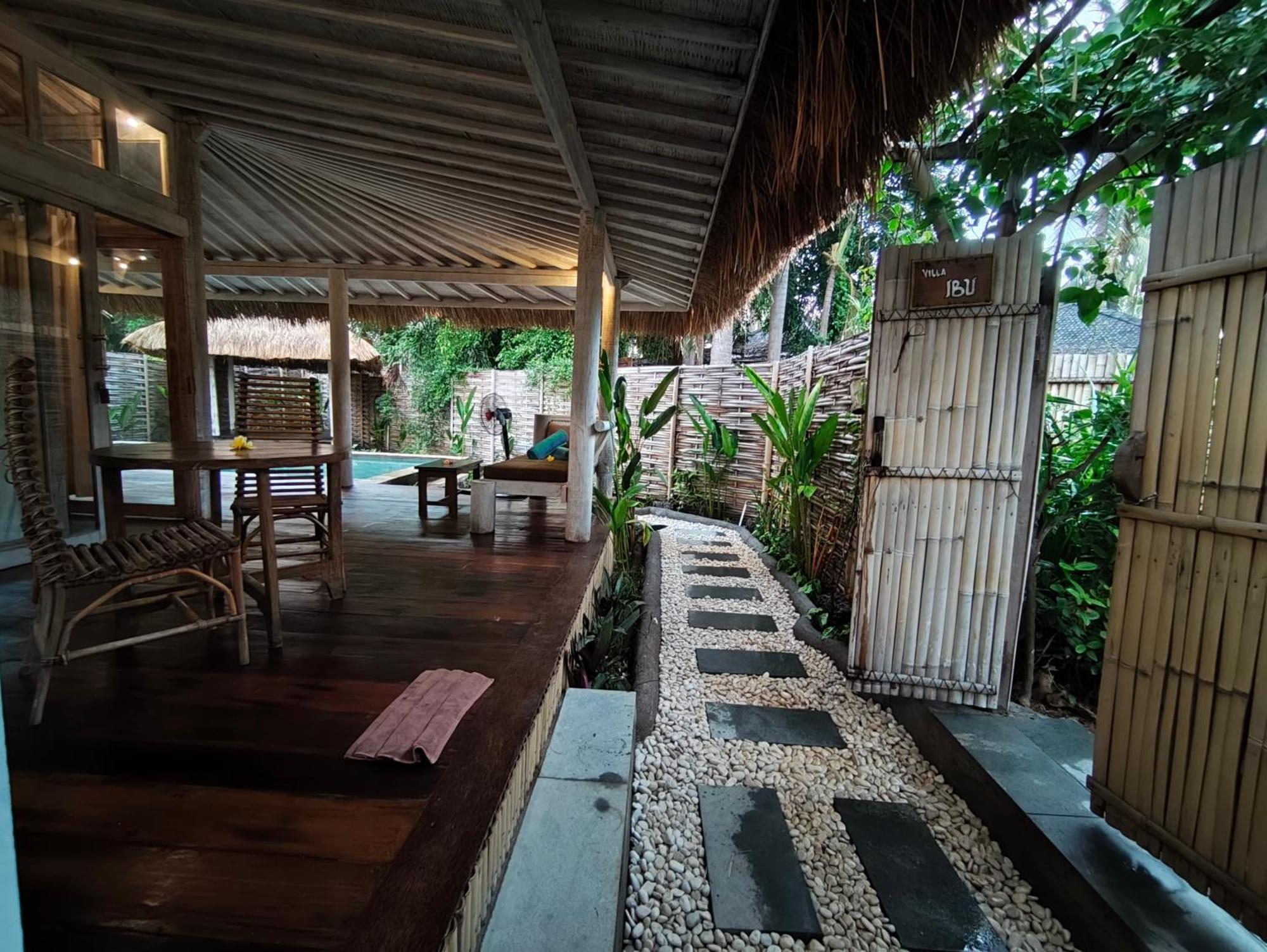 Villa Ibu Quần đảo Gili Ngoại thất bức ảnh